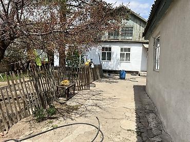Продажа коттеджей и домов: Продаётся жилой дом с приусадебным участком. Жумгал район с Чаек в — 8
