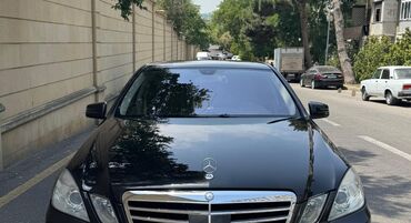 Perodua: ÖN ŞUŞE W212 Mercedes benz original ideal vəziyyətdədir nöqte