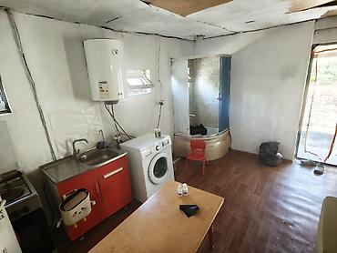 Дома: 30 м², 1 комната, Учкун мкр, Семейным — 3