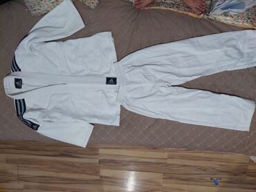 спортивные штаны адидас: Кимоно детский размер 0/130 Оригинал Адидас почти новый неделю носил и