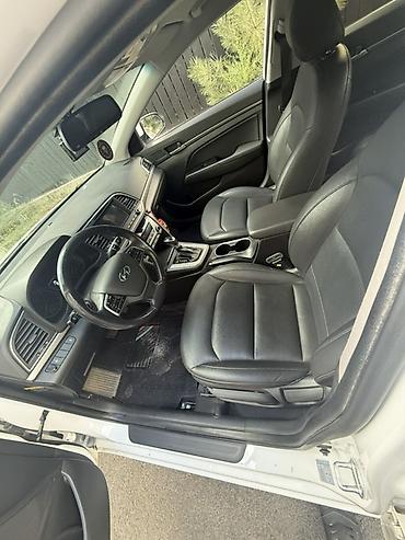 byd e6: Hyundai Avante: 2018 г., 1.6 л, Робот, Дизель, Седан — 8