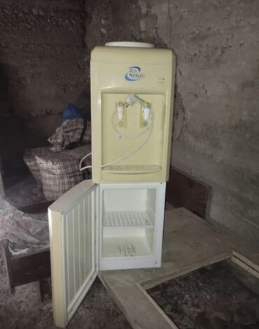 smeg чайник цена бишкек: Суу үчүн кулер, Колдонулган, Өзү алып кетүү, Акылуу жеткирүү