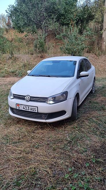 sprinter 4 4: Volkswagen Polo: 2014 г., 1.6 л, Автомат, Седан — 1