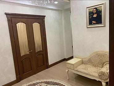 Долгосрочная аренда квартир: Сдается: 3 комнатная квартира Район: Филармония Адрес: Турусбекова — 15
