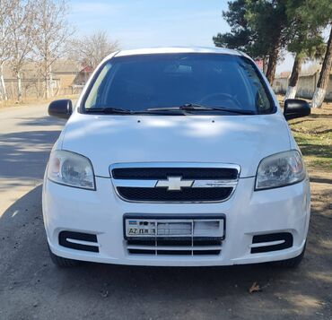 Chevrolet: Chevrolet Aveo: 1.4 l | 2011 il 268000 km Sedan