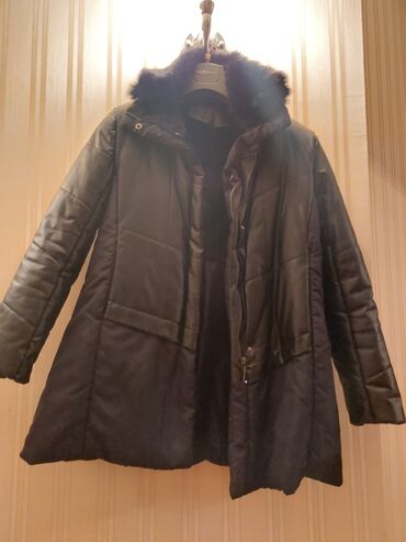 bir qollu paltarlar: Женская куртка L (EU 40), цвет - Черный