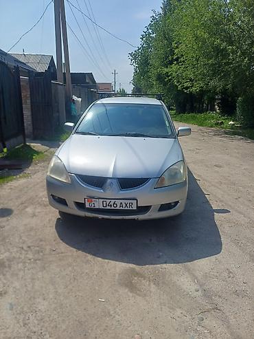 Mitsubishi Lancer: 2004 г., 1.6 л, Механика, Бензин, Седан