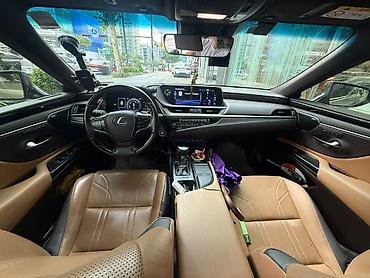 6 2: Lexus ES: 2020 г., 2.5 л, Вариатор, Гибрид, Седан — 6