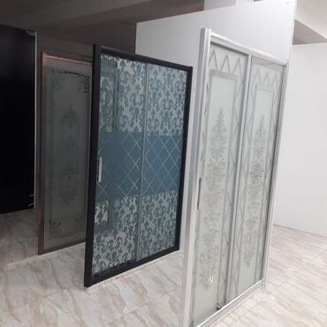 Duş kabinaları, arakəsmələr: 6mm 8mm 10mm sade mat dekorlu şüşələrdən hazirlanan duskabinlərin — 14