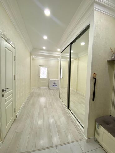 сдаётся квартира район кудайберген: 4 комнаты, Агентство недвижимости, С мебелью полностью