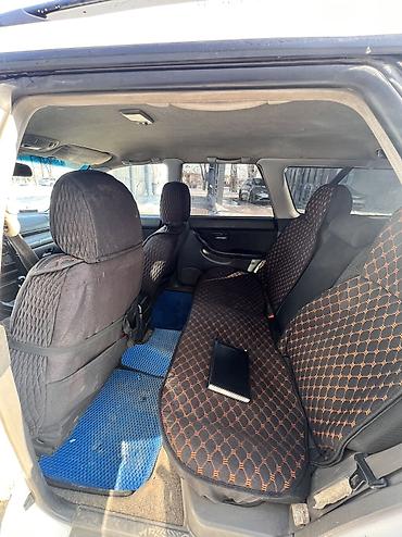 Subaru: Subaru Legacy: 2001 г., 2 л, Механика, Бензин, Универсал — 9