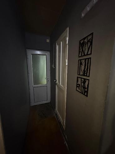 Mənzillər: Bakı, Yasamal, 1 otaqlı, Köhnə tikili, m. Elmlər Akademiyası, 35 kv. m — 1