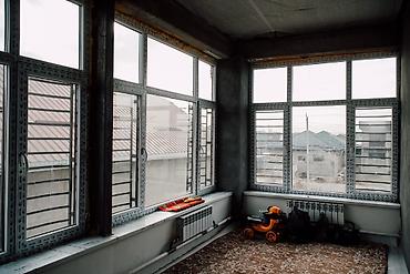 4: 🏡 Продаётся двухэтажный ПСО дом в Биримдик-Кут 📍 Участок: 4 сотки 📐 — 6