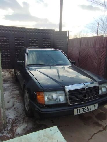 купить мерседес спринтер в европе: Mercedes-Benz W124: 1990 г., 2 л, Механика, Бензин, Седан