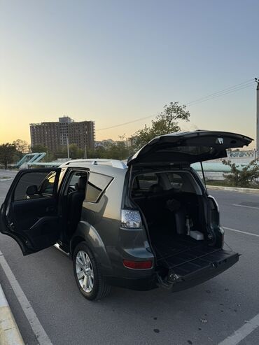 Mitsubishi: Mitsubishi Outlander: 2009 г., 2.4 л, Автомат, Бензин, Кроссовер — 11