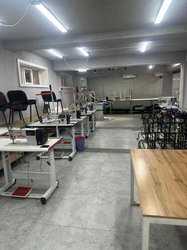 куплю дом под офис: Сдаю Офис, 200 м², В жилом комплексе, 1 линия
