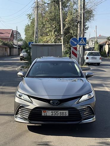 тойота ланкрузер 100: Toyota Camry: 2023 г., 2.5 л, Вариатор, Гибрид, Седан — 3