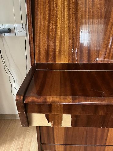 pianolar: Upright akustik piano Belarus - Korpus: parlaq lak örtüklü — 2