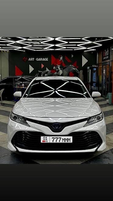Toyota: Toyota Camry: 2019 г., 2.5 л, Вариатор, Гибрид, Седан — 1