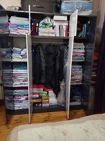 işlənmiş skaflar: İşlənmiş, 3 qapılı, Güzgülü, Açılan, Düz dolab — 2
