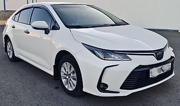 Toyota: Toyota Corolla: 2021 г., 1.8 л, Вариатор, Гибрид, Седан — 5