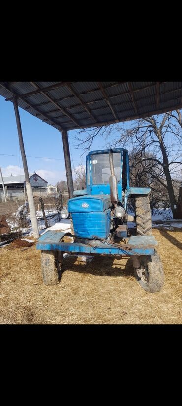 Traktorlar: Traktor T28 1990 il, 1000 at gücü, motor 10 l, İşlənmiş