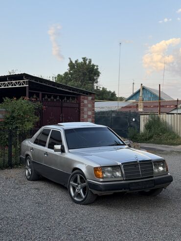 бу наборы ключей: Mercedes-Benz W124: 1991 г., 2.3 л, Автомат, Газ, Седан