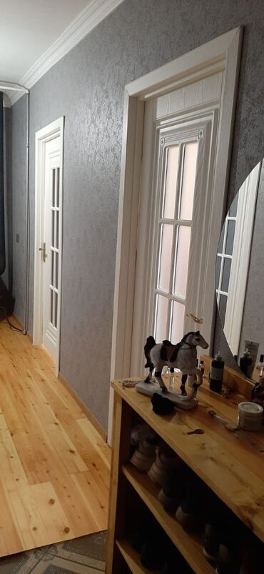 Köhnə tikili: Yevlax, 5 otaqlı, Köhnə tikili, 90 kv. m -da lalafo.az — 13 Köhnə tikili: Yevlax, 5 otaqlı, Köhnə tikili, 90 kv. m — 13