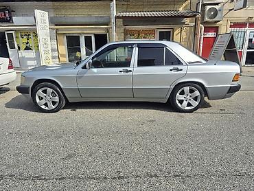 magar satisi: Mercedes-Benz : 2.3 l | 1992 il Sedan — 2