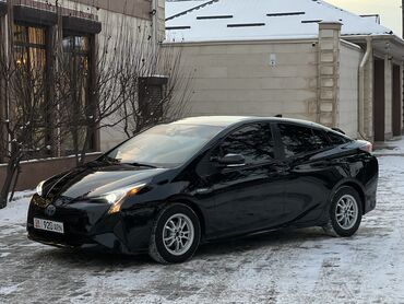 Toyota: Toyota Prius: 2017 г., 1.8 л, Автомат, Гибрид, Седан