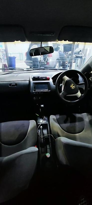 fit 2012: Honda Fit: 2004 г., 1.3 л, Автомат, Бензин, Хэтчбэк — 2