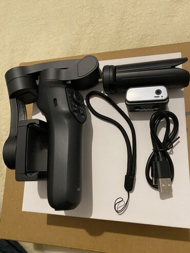 Telefon üçün stabilizatorlar: Comfotek L7C Pro – AI Tracking funksiyalı smartfon gimballı — 2