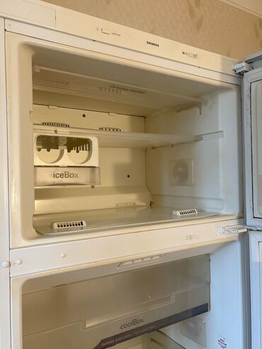 Soyuducular: İşlənmiş 2 qapılı Siemens Soyuducu Satılır, rəng - Ağ, Təkərli — 7