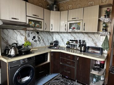 işlənmiş mətbəx: Metbex mebeli satilir.Maraqlananlar yaza biler.Endirim de olacaq