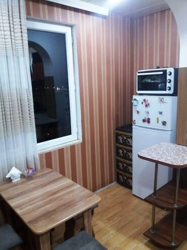 Köhnə tikili: Bakı, Yeni Günəşli Massiv D, 1 otaqlı, Köhnə tikili, 40 kv. m — 6