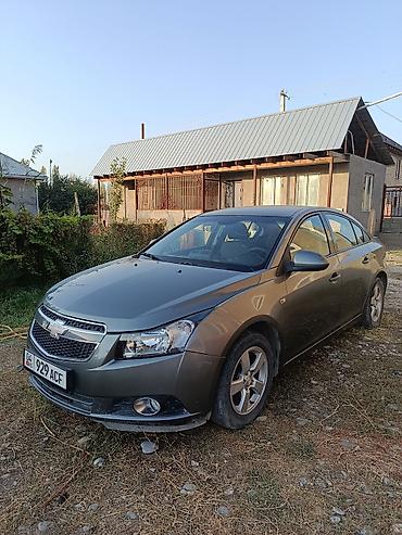 c4 a6: Chevrolet Cruze: 2010 г., Автомат, Бензин, Седан — 4