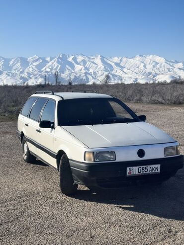 Volkswagen: Volkswagen Passat: 1989 г., 1.8 л, Механика, Бензин, Универсал