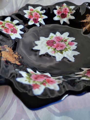 Činije: Cinija porelanska sa radom 70te. Cinija perfektna,boja na lalafo.rs — 8 Činije: Cinija porelanska sa radom 70te. Cinija perfektna,boja — 8