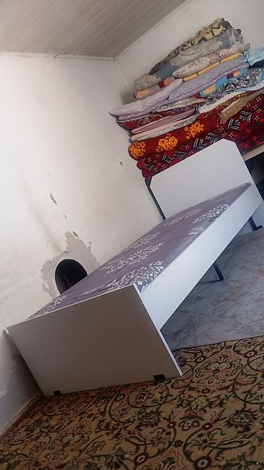 bunk bed: Односпальная кровать с матрасом - Размер: ориентировочно 80–90 см — 3