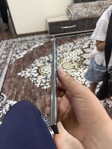 note 2: Samsung Galaxy S23 Ultra (модель SM‑S918B/DS), цвет зелёный. - Экран — 2