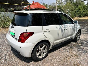аварийная тайота: Toyota ist: 2003 г., 1.5 л, Автомат, Бензин, Хэтчбэк