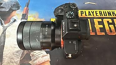 фото апарад: Sony α7 III(ILCE-7M3) с полнокадровым сенсором и стабилизацией — 3