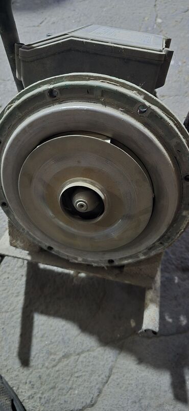 Промышленные насосы: Насосы на запчасти . Всё работают насосы кроме улитки. производитель — 3