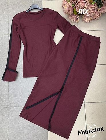 Kompleti: 🔥Zenski dvodelni komplet – džemper i suknja midi dužine
✅2200 din — 9