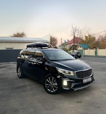 срочно продам машину дёшево: Kia Carnival: 2018 г., 2.2 л, Автомат, Дизель, Вэн/Минивэн