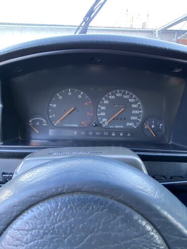 Mazda: Mazda 626: 1991 г., 2.2 л, Механика, Бензин, Седан at lalafo.kg — 7 Mazda: Mazda 626: 1991 г., 2.2 л, Механика, Бензин, Седан — 7