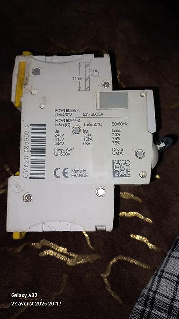 schneider: Schneider Electric Elektrik avtomat, 1 faza, 220 Vt, Kredit yoxdur, Ünvandan götürmə — 2