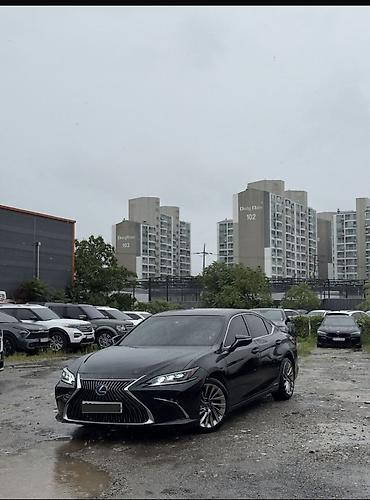 Lexus: Lexus ES: 2020 г., 2.5 л, Гибрид, Седан — 1