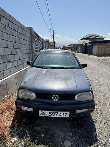 70 сом: Volkswagen Golf Variant: 1994 г., 1.8 л, Кол менен иштөөчү, Универсал — 3