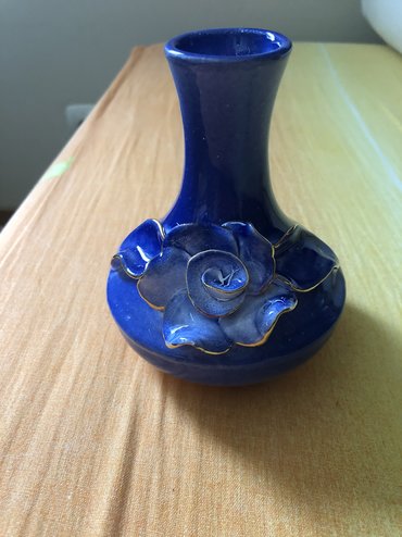 Antikvarne vaze: Nekorišćena keramička vaza za cveće, ručni rad